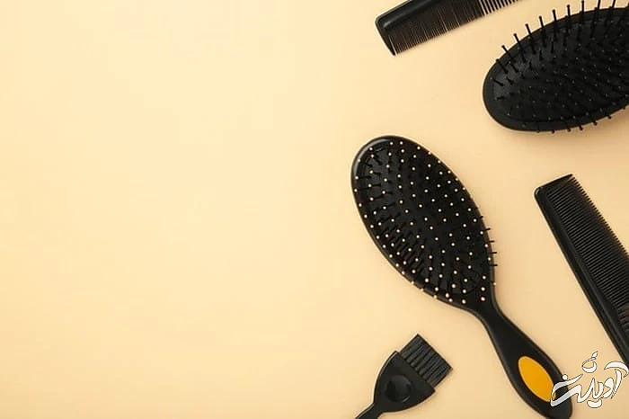 استفاده از آب اکسیژنه برای تمیز کردن برس برس